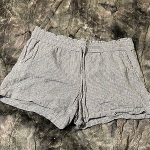 LOFT Striped Shorts size large